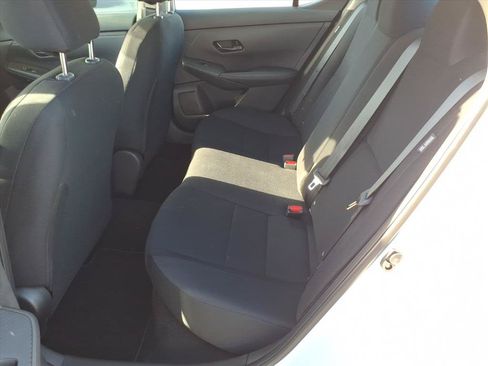 Used 2025 Nissan Sentra S FWD image 7
