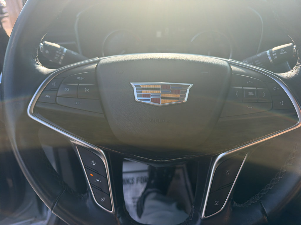 Used 2024 Cadillac XT5 Premium Luxury w/ LPO, Floor Liner Package AWD/4WD image 18