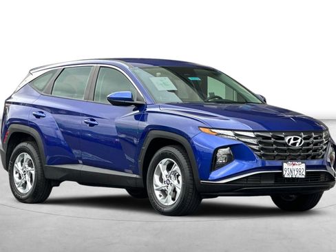 Certified 2024 Hyundai Tucson SE image 11