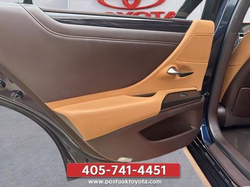 Used 2019 Lexus ES 350 w/ Premium Package FWD image 29