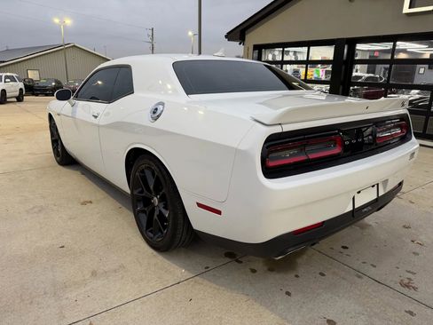 Used 2019 Dodge Challenger R/T w/ Plus Package image 7