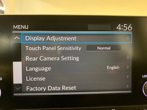 Used 2023 Honda HR-V LX image 27