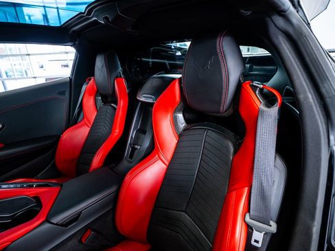 Used 2023 Chevrolet Corvette Stingray Preferred Cpe w/ Z51 Performance Package image 38