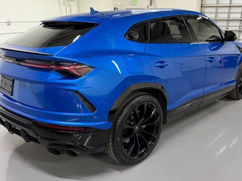 Used 2021 Lamborghini Urus AWD/4WD image 12