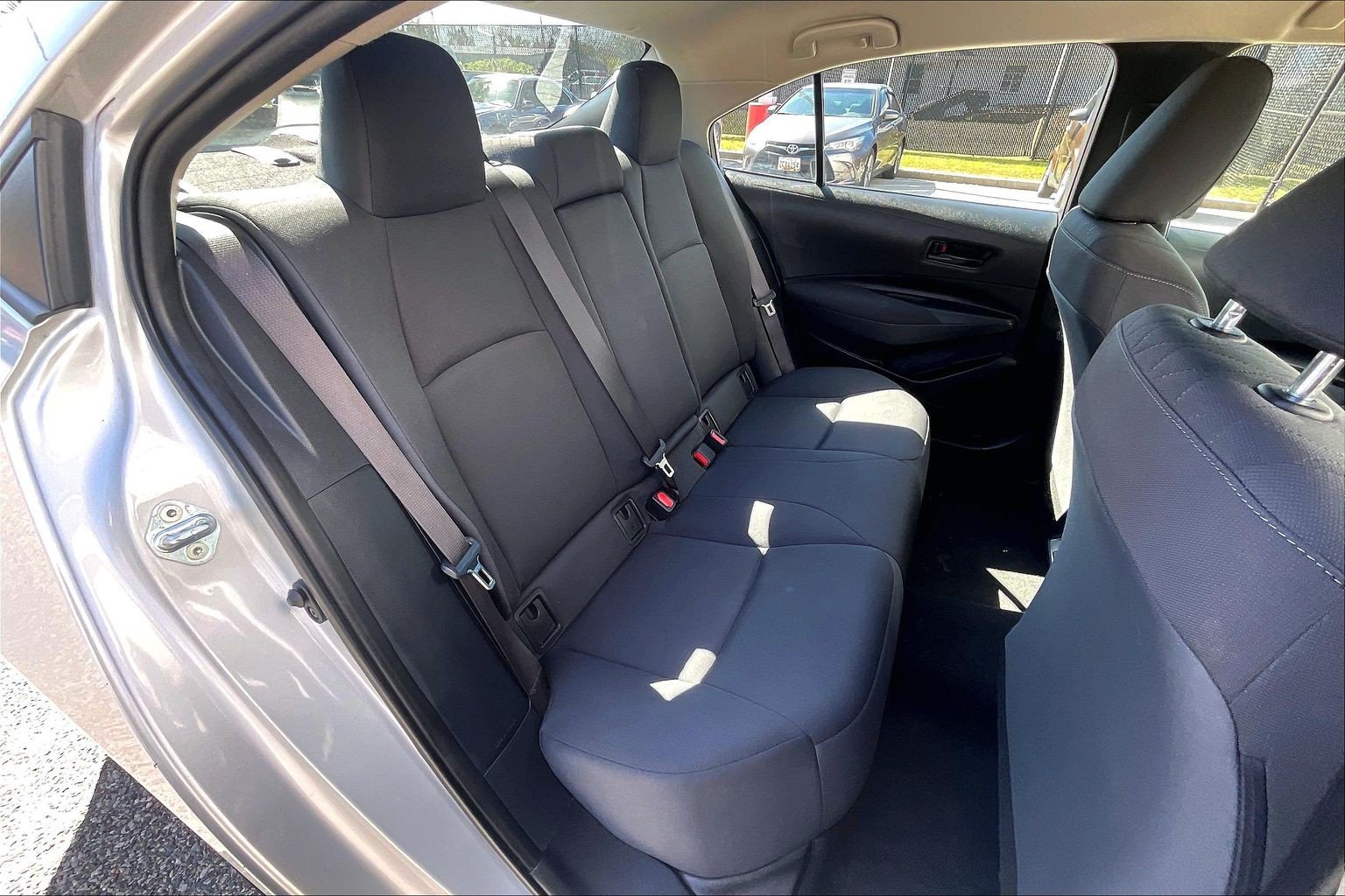 Used 2024 Toyota Corolla LE FWD image 31