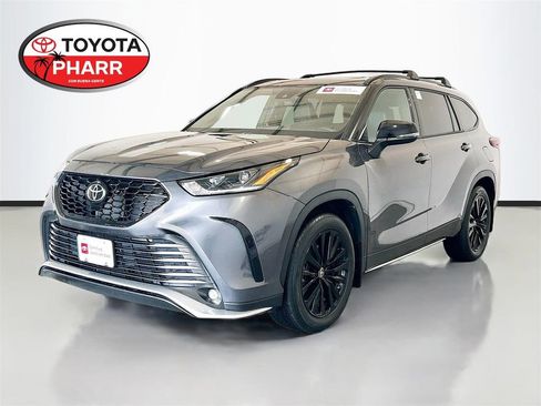 Used 2025 Toyota Highlander XSE AWD/4WD image 1