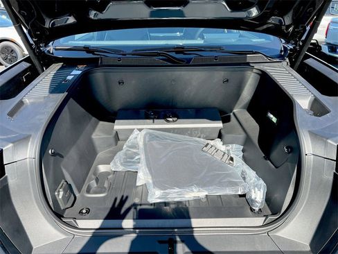 New 2026 GMC Sierra EV Elevation w/ LPO, Elevation Dark Package image 22