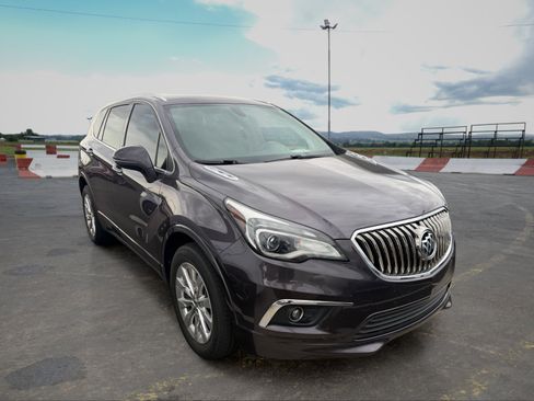 Used 2018 Buick Envision Essence w/ LPO, Cargo Package FWD image 2