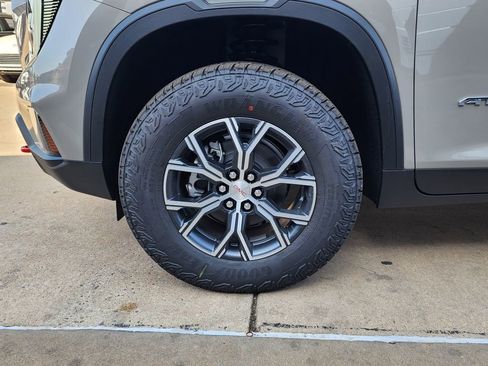 New 2026 GMC Acadia AT4 AWD/4WD image 59