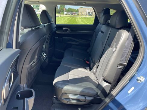 New 2026 Kia Sorento S AWD/4WD image 11