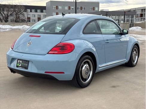 Used 2013 Volkswagen Beetle 2.5 image 8