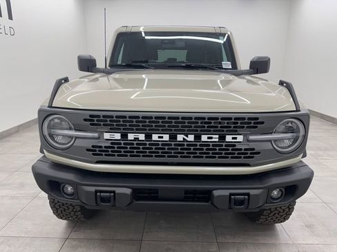 Certified 2025 Ford Bronco Badlands image 9