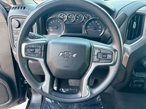 Used 2021 Chevrolet Silverado 1500 Custom Trail Boss w/ Realtree Special Edition image 11