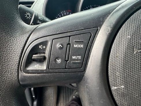 Used 2012 Kia Soul FWD image 15