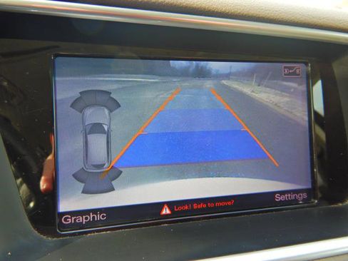 Used 2016 Audi Q5 2.0T Premium Plus w/ Technology Package image 8