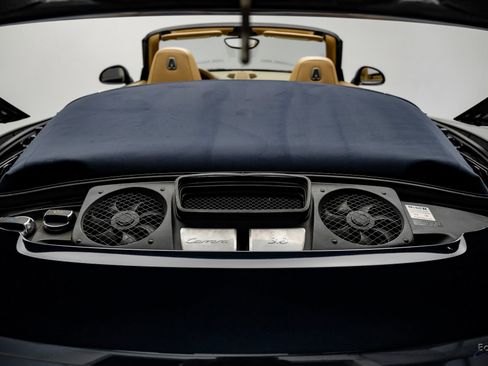 Used 2015 Porsche 911 Carrera S image 82