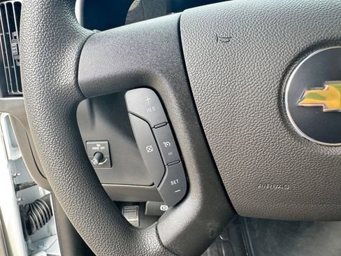 New 2025 Chevrolet Express 2500 Work Van w/ Driver Convenience Package image 10