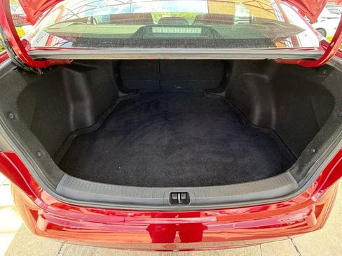 Used 2022 Toyota Corolla LE FWD image 26