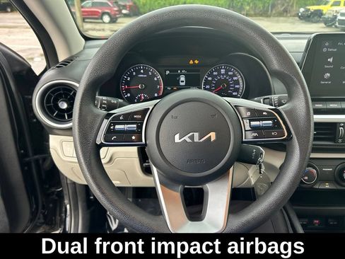 Used 2023 Kia Forte LXS FWD image 16