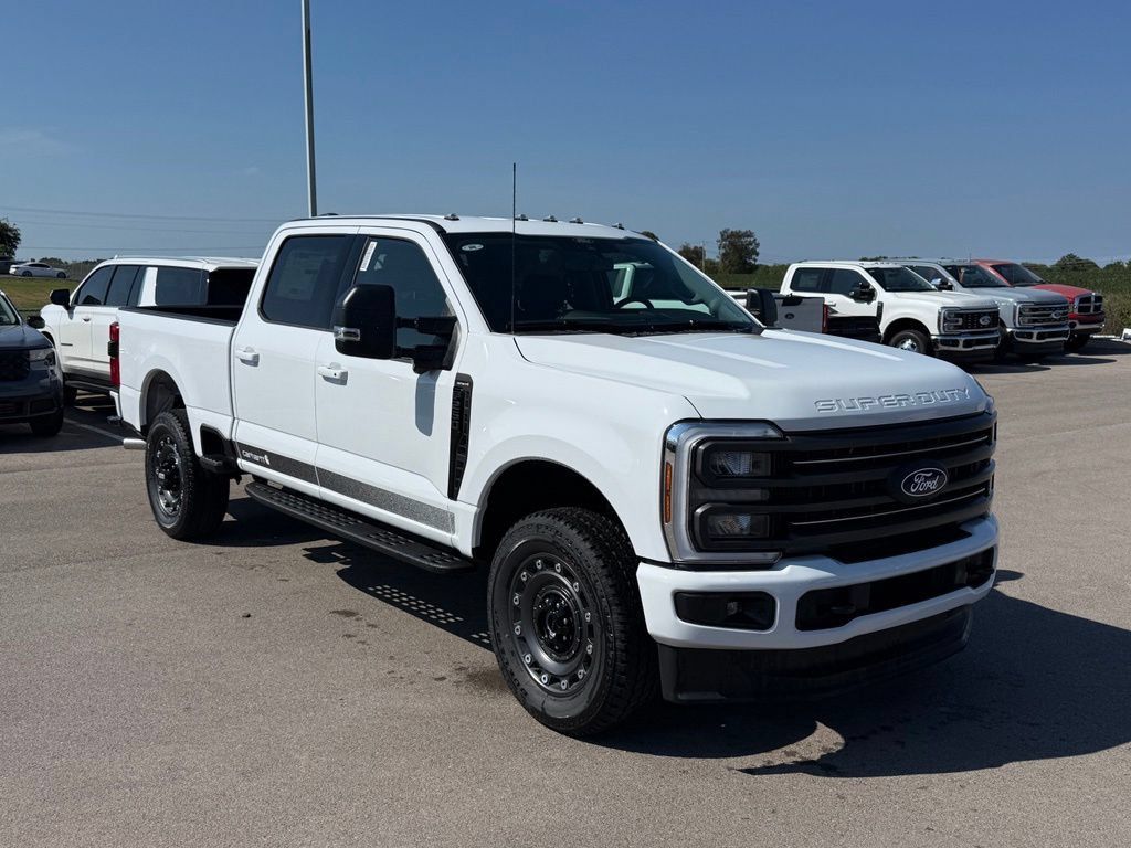 New 2027 Ford F250 XLT w/ XLT Premium Package AWD/4WD image 2
