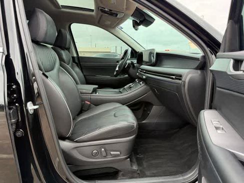 Used 2024 Hyundai Palisade Limited FWD image 22
