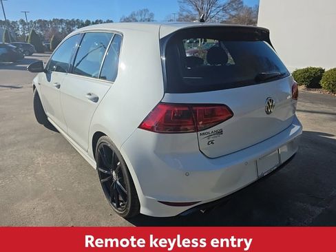 Used 2017 Volkswagen Golf R 4-Door image 5