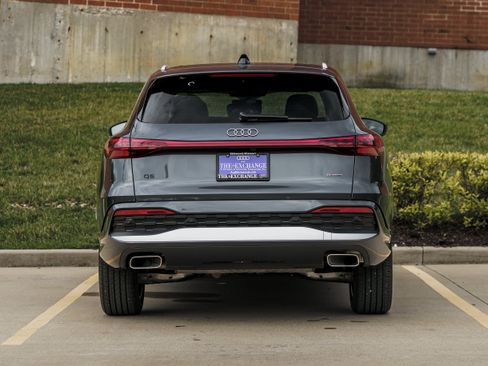 Certified 2025 Audi Q5 Premium AWD/4WD image 29