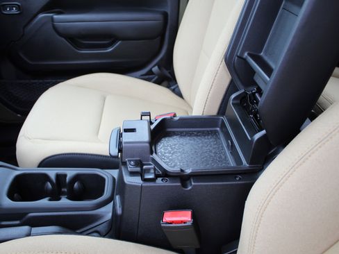 Used 2025 Jeep Wrangler Unlimited Sport S 4xe AWD/4WD image 45