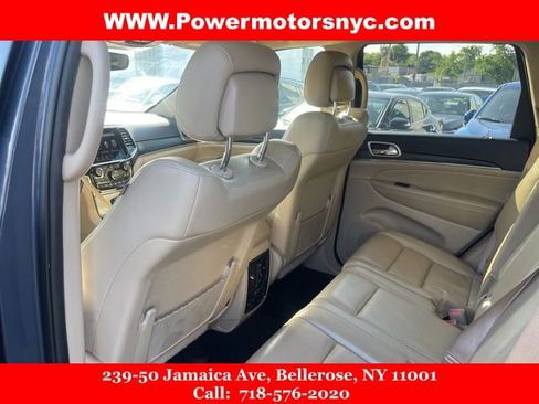 Used 2021 Jeep Grand Cherokee Limited w/ Luxury Group II image 26