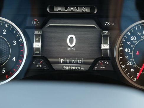 Used 2024 RAM 2500 Laramie AWD/4WD image 4