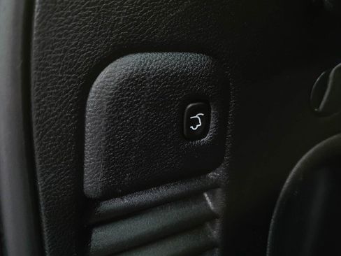 Used 2021 Jeep Grand Cherokee Limited AWD/4WD image 35