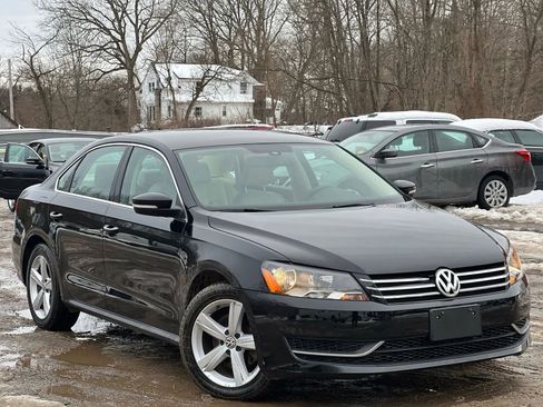Used 2013 Volkswagen Passat 2.5 SE image 8