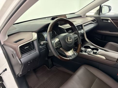 Used 2019 Lexus RX 350L w/ Premium Package image 4