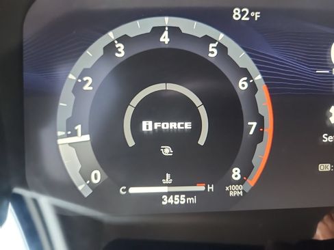 Used 2025 Toyota Tacoma TRD Off-Road AWD/4WD image 15