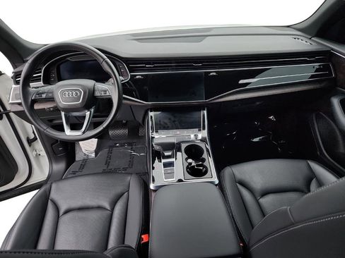 Used 2019 Audi Q8 Premium Plus AWD/4WD image 23