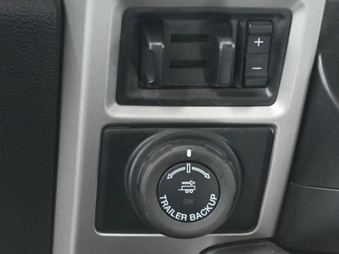Used 2020 Ford F250 Lariat w/ Tremor Off-Road Package image 27