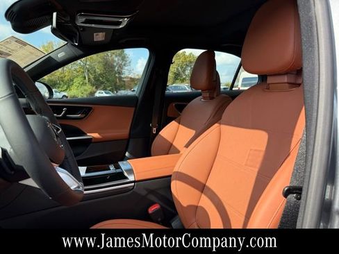 New 2026 Mercedes-Benz C 300 4MATIC Sedan image 13