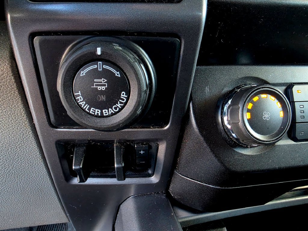 Used 2020 Ford F150 XLT w/ Equipment Group 302A Luxury AWD/4WD image 49