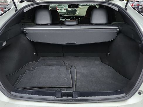 Used 2017 Toyota Prius Four image 25