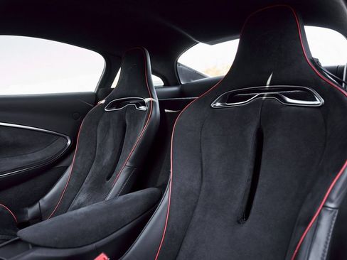 Used 2023 McLaren Artura RWD image 46
