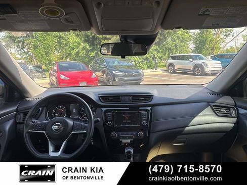 Used 2020 Nissan Rogue S w/ Special Edition Package FWD image 12