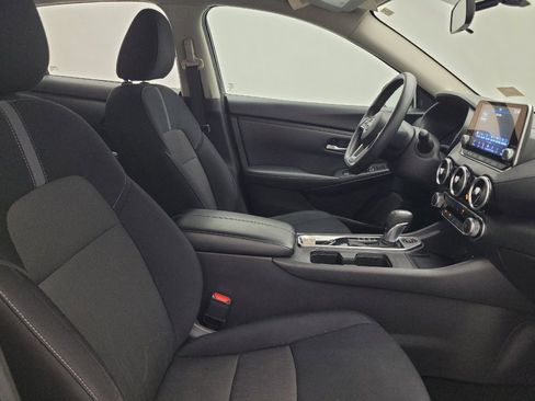 Used 2024 Nissan Sentra SV FWD image 21