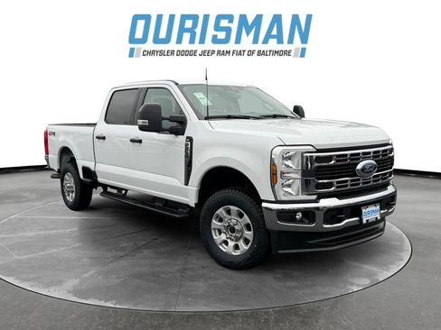 Used 2024 Ford F250 XLT image 1