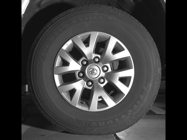 Used 2016 Toyota Tacoma SR5 RWD image 9