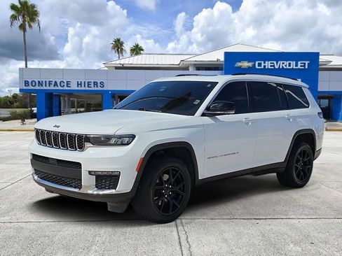 Used 2022 Jeep Grand Cherokee L Limited w/ Luxury Tech Group II AWD/4WD image 2
