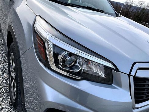 Used 2019 Subaru Forester Premium image 26