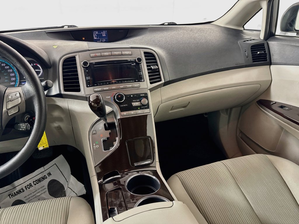 Used 2010 Toyota Venza FWD image 25