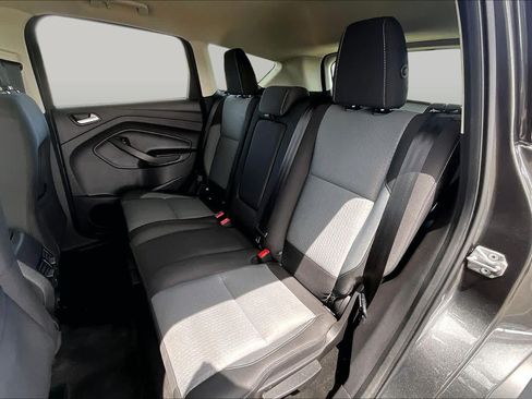 Used 2018 Ford Escape SE w/ SE Sync 3 Package AWD/4WD image 19