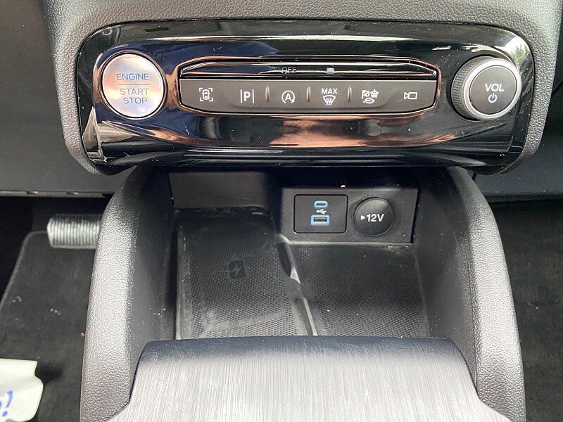 Used 2023 Ford Escape Platinum w/ Class II Trailer Tow Package AWD/4WD image 52