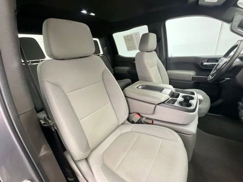 Used 2020 Chevrolet Silverado 1500 LT w/ Convenience Package AWD/4WD image 13